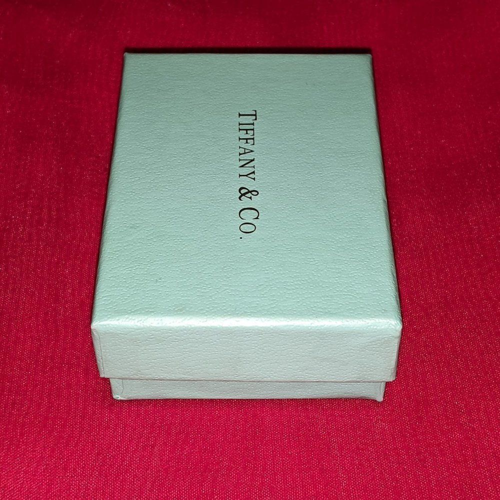 Tiffany & Co. Jewerly Box💥PRICE DROP💥 - Picture 2 of 6